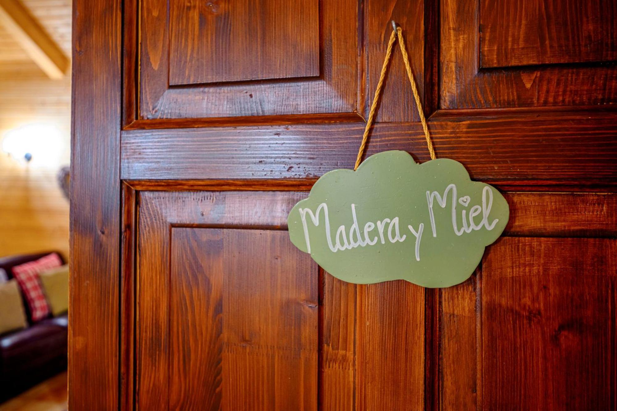 Madera y Miel Casa Rural Puy du Fou Guadamur Exterior foto